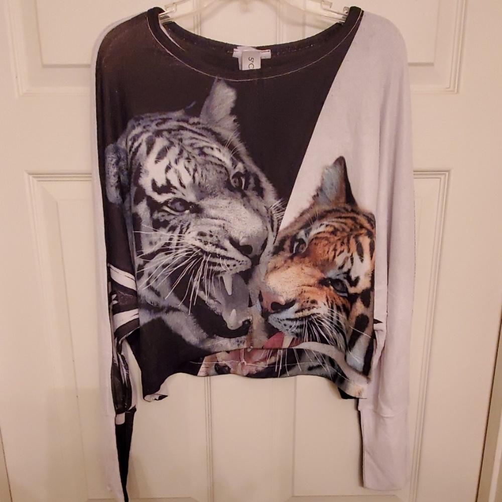 5th Culture Crop Top